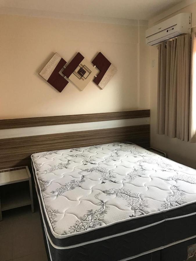 Lacqua Diroma 2 Flats Unidos Com 2 Suites E Banheiro Social Extra Caldas Novas Dış mekan fotoğraf